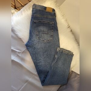 American Eagle Womens  Blue Straight Jeans, Size 6 (30)